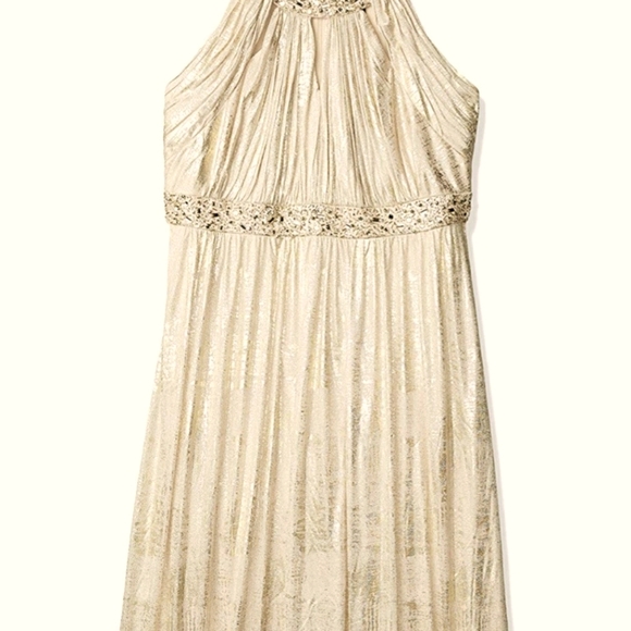 Jessica Howard | Dresses | Jessica Howard Champagne Colored Gown | Poshmark